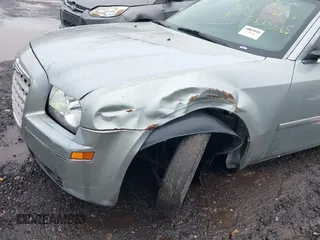 2006 Chrysler 300 Touring with VIN 2C3KA53GX6H134065, listed as a IAAI auction lot 41584131 with Not Provided miles. Bid and sale history available at carsss.com. Image 6.