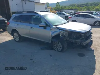 2018 Subaru Outback Premium с VIN 4S4BSACC2J3301086, выставлен на аукционе IAAI как лот 42380810 с пробегом 193 973 миль миль и . История ставок и продаж доступна на DreamBid. Изображение 1.