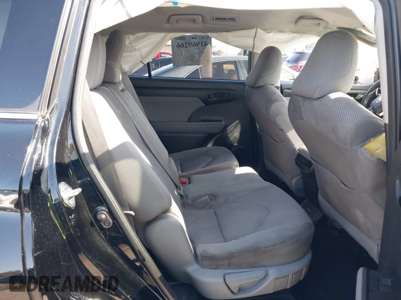 2021 Toyota Highlander L with VIN 5TDCZRAH0MS073013, listed as a IAAI auction lot 41969266 with 64,209 mi miles and . Bid and sale history available at DreamBid. Image 8.