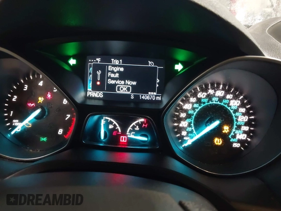 2015 Ford Escape SE with VIN 1FMCU9G91FUC49902, listed as a IAAI auction lot 41947883 with 140,670 mi miles. Bid and sale history available at carsss.com. Image 7.
