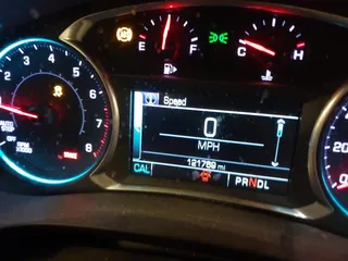 2018 Chevrolet Malibu LT with VIN 1G1ZD5ST4JF242300, listed as a IAAI auction lot 41812034 with 121,769 mi miles. Bid and sale history available at carsss.com. Image 15.