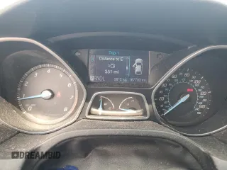 2012 Ford Focus SE z VIN 1FAHP3K20CL219046, wystawiony jako Copart lot #58771285 z przebiegiem 167 703 mil mil oraz Szkoda całkowita • Salvage title. Historia ofert i sprzedaży dostępna na DreamBid. Obrazek 9.