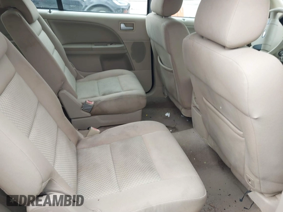 2006 Ford Freestyle SE z VIN 1FMZK01176GA10920, wystawiony jako IAAI lot #41509523 z przebiegiem 248 318 mil mil oraz . Historia ofert i sprzedaży dostępna na DreamBid. Obrazek 8.