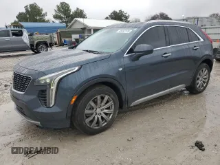 2020 Cadillac XT4 FWD Premium Luxury with VIN 1GYFZCR48LF043018, listed as a Copart auction lot 45097125 with 84,567 mi miles and Salvage Title. Bid and sale history available at carsss.com. Image 1.
