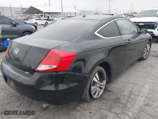 2011 Honda Accord Cpe EX-L with VIN 1HGCS1B86BA000499, listed as a IAAI auction lot 41877329 with 209,181 mi miles. Bid and sale history available at carsss.com. Image 4.