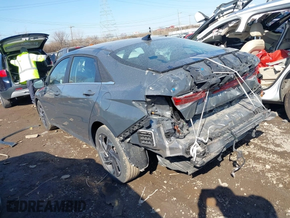 2024 Hyundai Elantra SEL с VIN KMHLS4DG4RU678712, выставлен на аукционе IAAI как лот 41771544 с пробегом 16 211 миль миль и . История ставок и продаж доступна на DreamBid. Изображение 3.