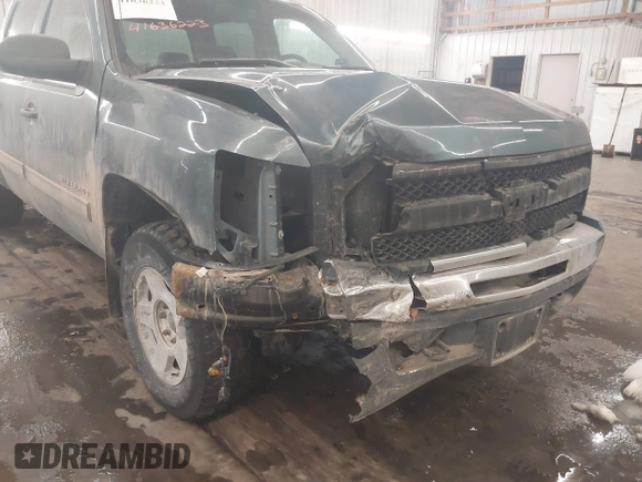2009 Chevrolet Silverado 1500 LT with VIN 3GCEK23369G288634, listed as a IAAI auction lot 41636223 with 181,783 mi miles and . Bid and sale history available at DreamBid. Image 6.