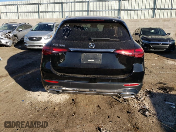 2024 Mercedes-Benz GLC with VIN W1NKM4GB4RF175186, listed as a Copart auction lot 88354755 with 0 mi miles and Salvage Title. Bid and sale history available at carsss.com. Image 6.