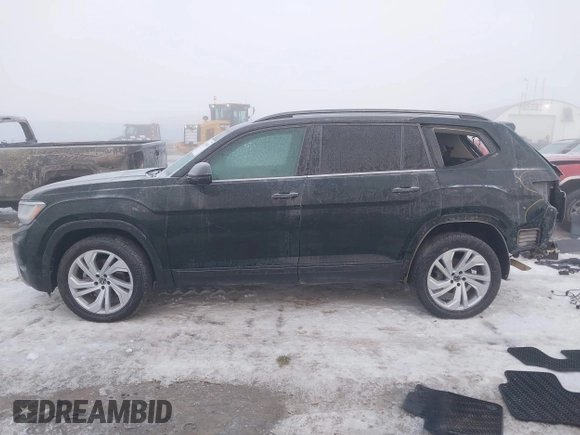 2021 Volkswagen Atlas SE with VIN 1V2HR2CA9MC574558, listed as a IAAI auction lot 41296583 with 50,267 mi miles and . Bid and sale history available at DreamBid. Image 15.