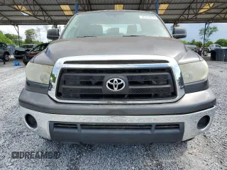2013 Toyota Tundra z VIN 5TFRM5F13DX052518, wystawiony jako Copart lot #56707075 z przebiegiem 187 173 mil mil oraz Czysty tytuł • Clean title. Historia ofert i sprzedaży dostępna na DreamBid. Obrazek 5.