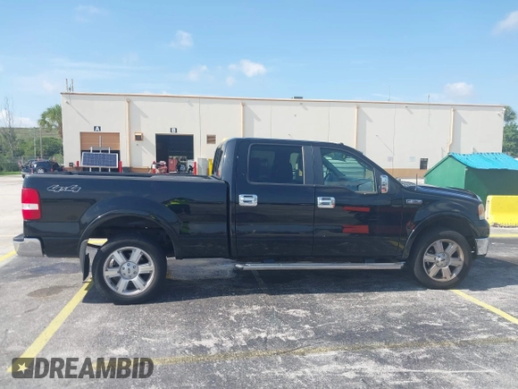 2008 Ford F-150 XLT z VIN 1FTPW14V28FB87601, wystawiony jako IAAI lot #42672726 z przebiegiem 220 203 mil mil oraz . Historia ofert i sprzedaży dostępna na DreamBid. Obrazek 13.