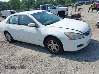 2007 Honda Accord LX SE z VIN JHMCM56377C012394, wystawiony jako IAAI lot #42477742 z przebiegiem 179 307 mil mil oraz . Historia ofert i sprzedaży dostępna na DreamBid. Obrazek 1.