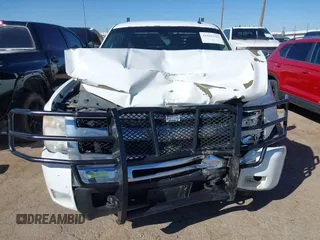 2011 Chevrolet Silverado 1500 LT with VIN 3GCUKSE24BG233850, listed as a IAAI auction lot 41663302 with 147,333 mi miles. Bid and sale history available at carsss.com. Image 12.