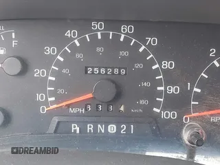 1999 Ford F-250 XL с VIN 1FTNX20L2XEC79228, выставлен на аукционе IAAI как лот 40369897 с пробегом 256 289 миль миль и . История ставок и продаж доступна на DreamBid. Изображение 7.