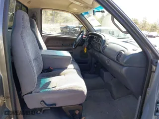 2001 Dodge Ram 1500 with VIN 1B7HF16ZX1S332207, listed as a IAAI auction lot 42018752 with 46,964 mi miles. Bid and sale history available at carsss.com. Image 5.
