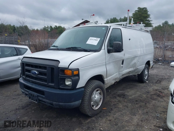 2011 Ford Econoline Cargo Commercial z VIN 1FTNE2EL3BDA19868, wystawiony jako IAAI lot #41973985 z przebiegiem 128 980 mil mil oraz . Historia ofert i sprzedaży dostępna na DreamBid. Obrazek 17.