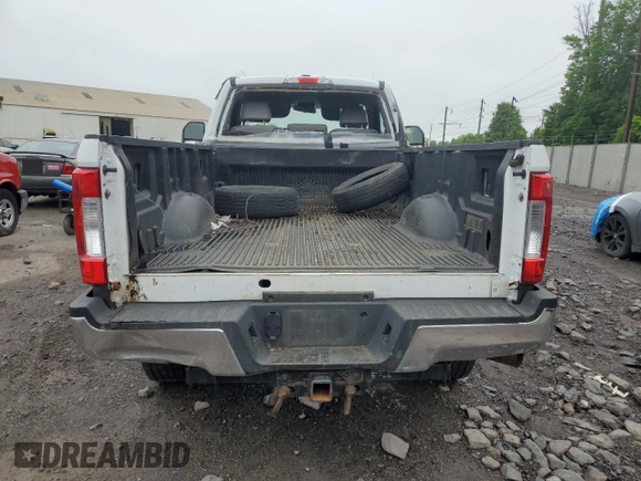 2019 Ford F-250 XL с VIN 1FTBF2B64KEG30355, выставлен на аукционе Copart как лот 60664575 с пробегом 97 072 миль миль и Чистый • Clean title. История ставок и продаж доступна на DreamBid. Изображение 6.