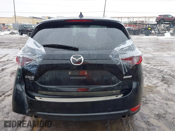 2018 Mazda CX-5 Touring with VIN JM3KFBCMXJ0450040, listed as a IAAI auction lot 41650824 with 83,133 mi miles. Bid and sale history available at carsss.com. Image 16.