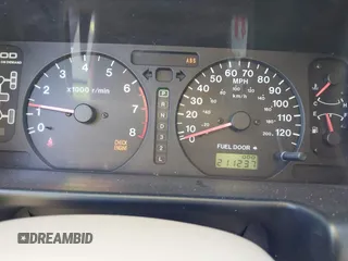 2002 Isuzu Trooper S with VIN JACDJ58X227J09839, listed as a IAAI auction lot 41657602 with 211,237 mi miles and . Bid and sale history available at DreamBid. Image 7.