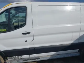 2019 Ford Transit с VIN 1FTYR1YM2KKB01764, выставлен на аукционе IAAI как лот 42712451 с пробегом 193 660 миль миль и . История ставок и продаж доступна на DreamBid. Изображение 14.