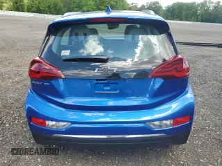 2020 Chevrolet Bolt EV Premier z VIN 1G1FZ6S00L4148722, wystawiony jako Copart lot #55725375 z przebiegiem 28 693 mil mil oraz Szkoda całkowita • Salvage title. Historia ofert i sprzedaży dostępna na DreamBid. Obrazek 6.