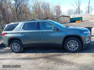 2022 Chevrolet Traverse LT Cloth with VIN 1GNEVGKW3NJ150288, listed as a IAAI auction lot 41880159 with 23,044 mi miles. Bid and sale history available at carsss.com. Image 13.