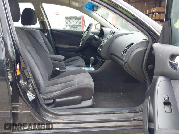 2008 Nissan Altima SL with VIN 1N4AL21E68N521777, listed as a IAAI auction lot 42170504 with 150,688 mi miles and . Bid and sale history available at DreamBid. Image 5.
