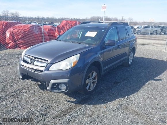 2014 Subaru Outback 2.5i Limited with VIN 4S4BRBMC2E3259007, listed as a IAAI auction lot 41655183 with 141,729 mi miles. Bid and sale history available at carsss.com. Image 19.