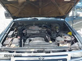 1992 Toyota Pickup z VIN JT4VN93D6N5027403, wystawiony jako IAAI lot #42402045 z przebiegiem 300 586 mil mil oraz . Historia ofert i sprzedaży dostępna na DreamBid. Obrazek 10.