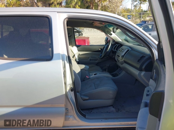 2011 Toyota Tacoma with VIN 3TMLU4EN3BM073358, listed as a IAAI auction lot 41706136 with 174,032 mi miles and . Bid and sale history available at DreamBid. Image 5.