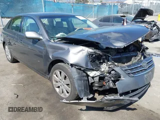 2007 Toyota Avalon XL z VIN 4T1BK36B67U220156, wystawiony jako IAAI lot #42218845 z przebiegiem 178 314 mil mil oraz . Historia ofert i sprzedaży dostępna na DreamBid. Obrazek 1.
