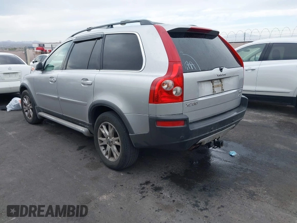 2005 Volvo XC90 with VIN YV1CZ852851176303, listed as a IAAI auction lot 41863268 with 191,742 mi miles. Bid and sale history available at carsss.com. Image 3.
