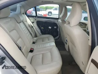 2010 Volvo S80 I6 z VIN YV1982AS9A1131980, wystawiony jako Copart lot #53908555 z przebiegiem 176 770 mil mil oraz Szkoda całkowita • Salvage title. Historia ofert i sprzedaży dostępna na DreamBid. Obrazek 10.