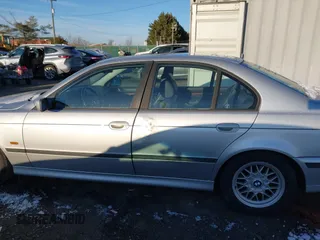 1999 BMW 5 Series 528iA with VIN WBADM6336XBY31254, listed as a IAAI auction lot 41408089 with 221,176 mi miles. Bid and sale history available at carsss.com. Image 15.