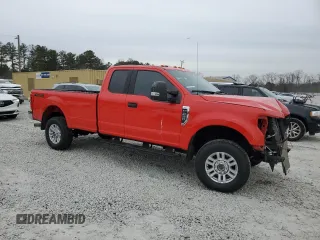 2018 Ford F-250 XL z VIN 1FT7X2B63JEC97549, wystawiony jako Copart lot #89342415 z przebiegiem 71 897 mil mil oraz Szkoda całkowita • Salvage title. Historia ofert i sprzedaży dostępna na DreamBid. Obrazek 4.