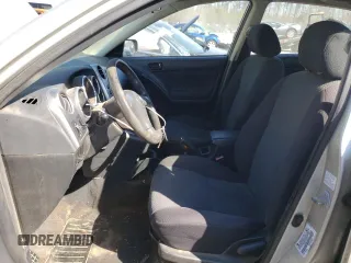 2003 Toyota Matrix Std with VIN 2T1KR32E13C090715, listed as a Copart auction lot 46112525 with 184,186 mi miles and Salvage Title. Bid and sale history available at DreamBid. Image 7.