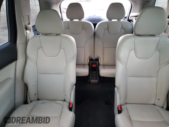 2020 Volvo XC90 Momentum with VIN YV4A221K1L1533819, listed as a Copart auction lot 84431514 with 81,666 mi miles and Salvage Title. Bid and sale history available at DreamBid. Image 10.