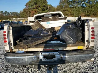 2003 Ford F-350 XL with VIN 1FTWW33F93EA39932, listed as a Copart auction lot 82341464 with 338,158 mi miles and Salvage Title. Bid and sale history available at DreamBid. Image 6.