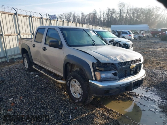 2004 Chevrolet Colorado 1SB LS Z85 with VIN 1GCDT136648141371, listed as a IAAI auction lot 41492211 with 262,450 mi miles. Bid and sale history available at carsss.com. Image 1.
