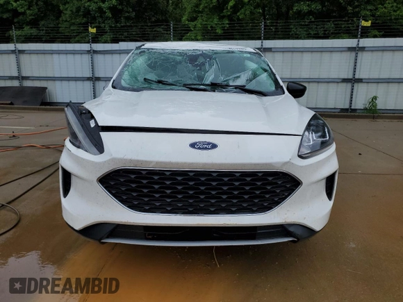 2022 Ford Escape SE with VIN 1FMCU9G68NUA60569, listed as a Copart auction lot 58168925 with 120,281 mi miles and Non repairable. Bid and sale history available at DreamBid. Image 5.