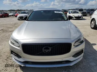 2017 Volvo S90 Momentum z VIN YV1102AK2H1010982, wystawiony jako Copart lot #78193174 z przebiegiem Nie podano mil oraz Nie do naprawy • Non repairable. Historia ofert i sprzedaży dostępna na DreamBid. Obrazek 5.