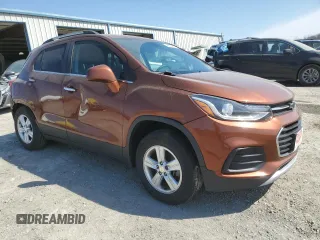 2019 Chevrolet Trax LT with VIN 3GNCJPSB8KL306913, listed as a Copart auction lot 48606655 with 100,038 mi miles and Salvage Title. Bid and sale history available at carsss.com. Image 4.