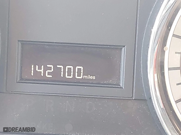 2016 Dodge Grand Caravan SXT with VIN 2C4RDGCG2GR265774, listed as a IAAI auction lot 41763444 with 142,700 mi miles. Bid and sale history available at carsss.com. Image 6.