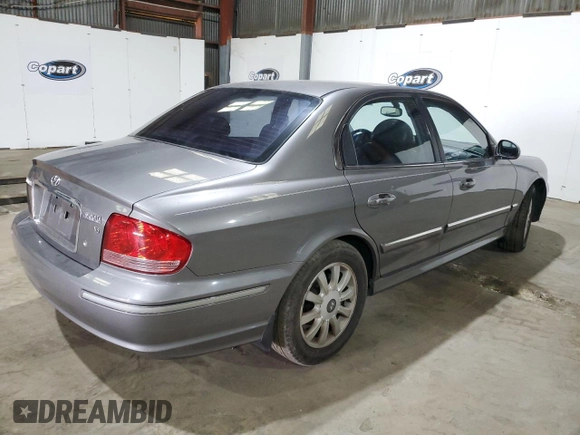 2004 Hyundai Sonata GLS with VIN KMHWF35H84A053713, listed as a Copart auction lot 47897725 with 158,529 mi miles and Salvage Title. Bid and sale history available at carsss.com. Image 3.