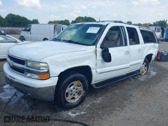 2004 Chevrolet Suburban LT with VIN 1GNEC16Z94J104406, listed as a IAAI auction lot 40114761 with 243,468 mi miles. Bid and sale history available at carsss.com. Image 2.