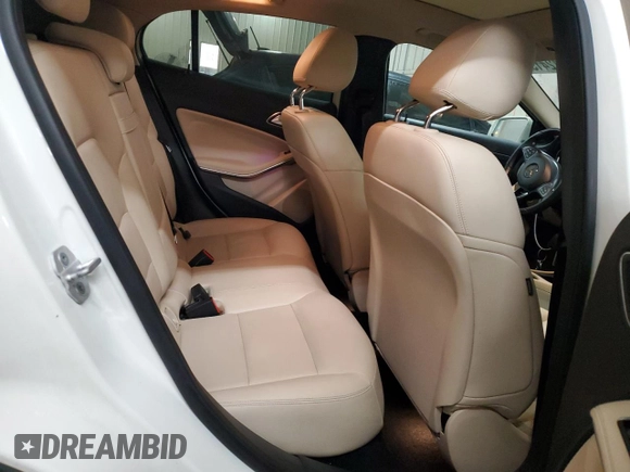 2018 Mercedes-Benz GLA 250 z VIN WDCTG4EB5JJ430879, wystawiony jako Copart lot #55912415 z przebiegiem 98 116 mil mil oraz Szkoda całkowita • Salvage title. Historia ofert i sprzedaży dostępna na DreamBid. Obrazek 11.
