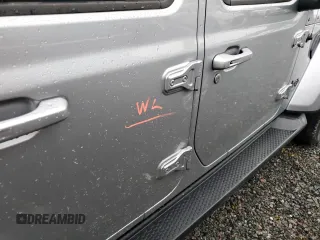 2021 Jeep Wrangler Unlimited Sahara High Altitude z VIN 1C4HJXEG5MW659306, wystawiony jako Copart lot #74563914 z przebiegiem Nie podano mil oraz Szkoda całkowita • Salvage title. Historia ofert i sprzedaży dostępna na DreamBid. Obrazek 13.