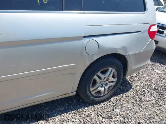 2005 Honda Odyssey EX-L with VIN 5FNRL38695B425315, listed as a IAAI auction lot 42175154 with Not provided miles and . Bid and sale history available at DreamBid. Image 6.