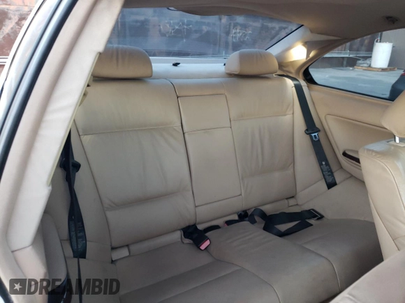 2004 BMW 3 Series 325Ci z VIN WBABV13464JT22816, wystawiony jako Copart lot #88293155 z przebiegiem Nie podano mil oraz Szkoda całkowita • Salvage title. Historia ofert i sprzedaży dostępna na DreamBid. Obrazek 10.