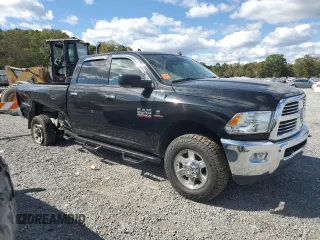 2013 Ram 2500 SLT z VIN 3C6UR5JL0DG602984, wystawiony jako Copart lot #76443874 z przebiegiem 137 796 mil mil oraz Szkoda całkowita • Salvage title. Historia ofert i sprzedaży dostępna na DreamBid. Obrazek 4.